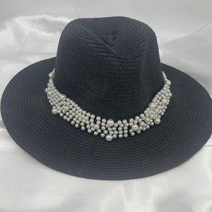 Black straw hat